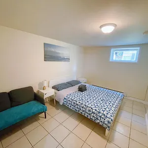 Apartment Uofc-sait-banff Trail-suite A&b, Calgary