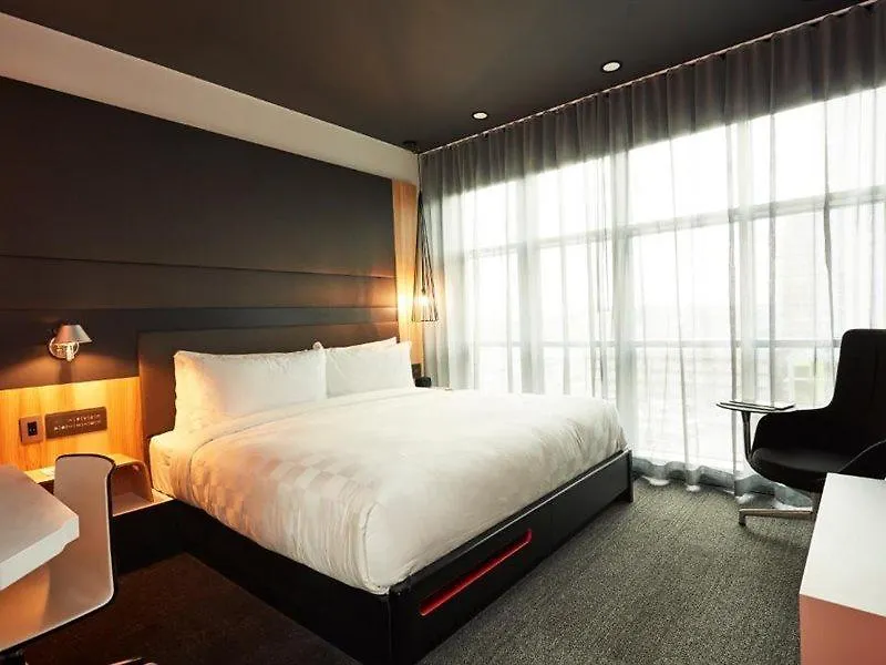 Alt Hotel Calgary East Village