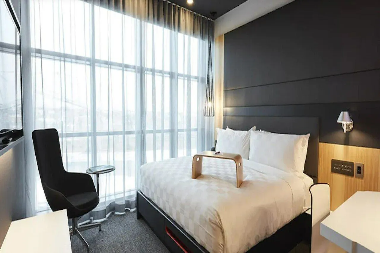 Alt Hotel Calgary East Village